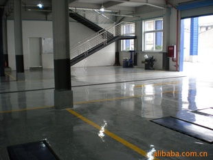 成都市海鲨漆业有限责任公司